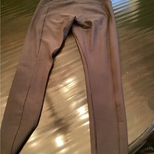 Athleta brown leggings with zip pockets